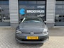 Volkswagen Golf 1.5 TSI 150pk Life | Navigatie | Trekhaak | Stoelverwarming |