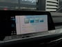Volkswagen Golf 1.5 TSI 150pk Life | Navigatie | Trekhaak | Stoelverwarming |