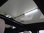 Mercedes-Benz B-klasse 250 e Luxury Line | Beige bekleding | Panoramadak | Trekhaak | Verwarmd stuur | Elektrische achterklep |