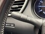 Nissan Qashqai 1.2 TEKNA 360 CAMERA NAVIGATIE CRUISE CONTROL CLIMATE CONTROL STOELVERWARMING BLUETOOTH TELEFOON RIJSTROOKSENSOREN KEYLESS GO TREKHAAK ZEER MOOI !!