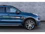Lynk & Co 01 1.5 PHEV | Luxe en elegante SUV met 1.800 kg trekvermogen | Elektrisch schuif/kanteldak | 360 Graden Camera | LM velgen 20 inch | Adaptive Cruise Control | Elektrisch bedienbare achterklep | Premium Audio Systeem | Apple Carplay/Android Auto | Stoelverwarming | Achteruitrijcamera | Keyless Entry | Elektrisch verstelbare bestuurderstoel met geheugenfunctie