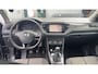 Volkswagen T-Roc 1.0 TSI 115pk Style / Panoramadak / Navigatie / Stoelverwarming / Camera