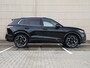 Volkswagen Tiguan R-Line Edition 1.5 eHybrid 204 PK | Navigatie | Trekhaak | Panoramadak | IQ LED matrix |