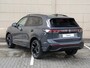 Volkswagen Tiguan R-Line Edition 1.5 eHybrid 272 PK | Navigatie | Trekhaak | LED Matrix | Harman Kardon | Black style |