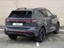 Volkswagen Tiguan R-Line Edition 1.5 eHybrid 272 PK | Navigatie | Trekhaak | LED Matrix | Harman Kardon | Black style |