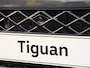 Volkswagen Tiguan R-Line Edition 1.5 eHybrid 272 PK | Navigatie | Trekhaak | LED Matrix | Panoramadak | Black style |Harman kardon |
