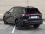 Volkswagen Tiguan R-Line Edition 1.5 eHybrid 200 kW / 272 PK SUV 6 v | Trekhaak | Panorama | Head Up | Black Style | 360 Camera | LED Matrix | Travel Assist | Stuur en Stoelverwarming | 20 inch |