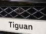 Volkswagen Tiguan R-Line Edition 1.5 eHybrid 200 kW / 272 PK SUV 6 v | Trekhaak | Panorama | Head Up | Black Style | 360 Camera | LED Matrix | Travel Assist | Stuur en Stoelverwarming | 20 inch |