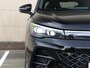 Volkswagen Tiguan R-Line Edition 1.5 eHybrid 204 PK | Navigatie | Trekhaak | Harman Kardon | Black style | Panoramadak |