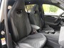 Volkswagen Tiguan R-Line Edition 1.5 eHybrid 204 PK | Navigatie | Trekhaak | Harman Kardon | Black style | Panoramadak |