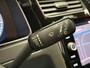 Volkswagen Golf 1.4 eHYBRID GTE NAVIGATIE ADAPTIVE CRUISE CONTROL CLIMATE CONTROL APPLE CARPLAY/ANDROID VERMOEIDHEIDERKENNING KEYLESS GO ACHTERUITRIJCAMERA PDC ZEER MOOI !!