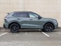Volkswagen Tiguan R-Line Edition 1.5 eHybrid 204 PK | Navigatie | LED Matrix | Trekhaak | Black style | Panoramadak |