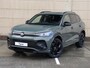 Volkswagen Tiguan R-Line Edition 1.5 eHybrid 204 PK | Navigatie | LED Matrix | Trekhaak | Black style | Panoramadak |