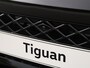Volkswagen Tiguan R-Line Edition 1.5 eHybrid 272 PK | Navigatie | Trekhaak | LED Matrix | Panoramadak | Black style |