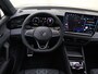 Volkswagen Tiguan R-Line Edition 1.5 eHybrid 272 PK | Navigatie | Trekhaak | LED Matrix | Panoramadak | Black style |