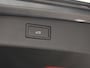 Volkswagen Tiguan R-Line Edition 1.5 eHybrid 204 PK | Navigatie | Trekhaak | LED Matrix | Black style | Panoramadak |