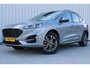 Ford Kuga 2.5 PHEV ST-Line | Incl. 12 maanden garantie | Virtual cockpit | DAB+ | Navigatie | Achteruitrijcamera | Apple carplay/ Android auto | Zwart hemel | 18" velgen | Parkeersensoren voor en achter | Keyless entry & go |
