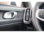 Volvo XC40 Recharge R Design 70 kWh | Stoelverwarming | Parkeercamera | Full Electric | Glossy Black