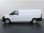 Mercedes-Benz eVito Bestelwagen L2 66 kWh | Navigatie | Achteruitrijcamera | 80 kWh Snelladen | Dodehoekassistent | Lichtmetalen velgen |