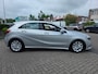 Mercedes-Benz A-klasse 180 Business Solution | Met o.a. achteruitrijcamera, cruise control, AppleCarPlay/AndroidAuto en startknop!