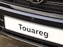Volkswagen Touareg R Edition 3.0 eHybrid 462 PK Panoramadak | Trekhaak | 22" inch velgen | Navigatie | Lederen bekleding |