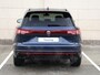 Volkswagen Touareg R Edition 3.0 eHybrid 462 PK Panoramadak | Trekhaak | 22" inch velgen | Navigatie | Lederen bekleding |