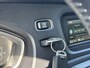 Volvo V40 1.6 T3 Kinetic / Trekhaak / Zomer + Winterset / Stoelverwarming / Cruise Control /