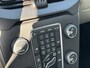 Volvo V40 1.6 T3 Kinetic / Trekhaak / Zomer + Winterset / Stoelverwarming / Cruise Control /