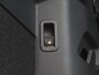 Volkswagen Golf 1.5 eHybrid GTE 272PK DSG Panoramadak, Trekhaak, Dynamic Chassis, Head-Up Display, Memorystoel, Leder, 18" LM Velgen