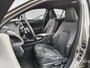 Lexus UX 250h Luxury Line | Sensoren v/a | Stoel & Stuurverwarming |