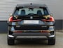 BMW iX1 xDrive30 - Trekhaak - Driving + Parking Ass - Stoelverwarming - Adaptief onderstel
