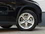 BMW iX1 xDrive30 - Trekhaak - Driving + Parking Ass - Stoelverwarming - Adaptief onderstel