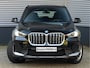 BMW iX1 xDrive30 - Trekhaak - Driving + Parking Ass - Stoelverwarming - Adaptief onderstel