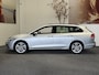 Volkswagen Golf VARIANT 1.0 eTSI LIFE NAVIGATIE ADAPTIVE CRUISE CONTROL ELEK. VERST. BESTUURDERSSTOEL MET MASSAGE APPLE CARPLAY /ANDROID RIJSTROOKSENSOREN ZEER MOOI !!