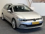 Volkswagen Golf VARIANT 1.0 eTSI LIFE NAVIGATIE ADAPTIVE CRUISE CONTROL ELEK. VERST. BESTUURDERSSTOEL MET MASSAGE APPLE CARPLAY /ANDROID RIJSTROOKSENSOREN ZEER MOOI !!