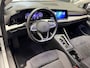 Volkswagen Golf VARIANT 1.0 eTSI LIFE NAVIGATIE ADAPTIVE CRUISE CONTROL ELEK. VERST. BESTUURDERSSTOEL MET MASSAGE APPLE CARPLAY /ANDROID RIJSTROOKSENSOREN ZEER MOOI !!