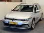 Volkswagen Golf VARIANT 1.0 eTSI LIFE NAVIGATIE ADAPTIVE CRUISE CONTROL ELEK. VERST. BESTUURDERSSTOEL MET MASSAGE APPLE CARPLAY /ANDROID RIJSTROOKSENSOREN ZEER MOOI !!
