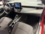 Toyota Corolla 2.0 HYBRID DYNAMIC 153 PK CRUISE CONTROL STUUR EN VOORRUITVERWARMING RIJSTROOKSENSOREN DODEHOEKSENSOREN ACHTERUITRIJCAMERA ZEER MOOI !!