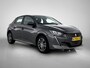 Peugeot 208 Active Pack 75pk | Navigatie | Airco | Cruise Control | Parkeersensoren | Bluetooth | DAB+ radio | Apple Carplay / Android Auto | Automatisch dimlicht | Elektrisch inklapbare spiegels | Multifunctioneel lederen stuurwiel | 16" lichtmetalen velgen |