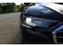 Audi A6 Avant 40 TDI S edition | Incl. 12 maanden Garantie | Panorama dak | Elektrisch wegklapbare trekhaak | Elektrisch verstelbare stoelen met memory | Elektrische kofferbakklep | Keyless entry/start | Stoelverwarming | Adaptive cruise | Navigatie | Schuif/kantel dak | Head-up Display | Dodehoekdetectie | Draadloze telefoonlader |