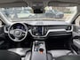 Volvo XC60 2.0 T8 Plug-in hybrid AWD Ultimate Dark Volvo XC60 VOLVO DEALER ONDERHOUDEN | PANODAK | ELEKTRISCHE TREKHAAK | CAMERA | STOEL- & STUURVERWARMING | HEAD-UP DISPLAY | MEMORY SEATS | HARMAN & KARDON | 20 INCH | RIJKLAAR + 12 MND BOVAG