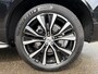 Volvo XC60 2.0 T8 Plug-in hybrid AWD Ultimate Dark Volvo XC60 VOLVO DEALER ONDERHOUDEN | PANODAK | ELEKTRISCHE TREKHAAK | CAMERA | STOEL- & STUURVERWARMING | HEAD-UP DISPLAY | MEMORY SEATS | HARMAN & KARDON | 20 INCH | RIJKLAAR + 12 MND BOVAG