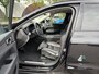 Volvo XC60 2.0 T8 Plug-in hybrid AWD Ultimate Dark Volvo XC60 VOLVO DEALER ONDERHOUDEN | PANODAK | ELEKTRISCHE TREKHAAK | CAMERA | STOEL- & STUURVERWARMING | HEAD-UP DISPLAY | MEMORY SEATS | HARMAN & KARDON | 20 INCH | RIJKLAAR + 12 MND BOVAG