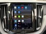 Volvo XC60 2.0 T8 Plug-in hybrid AWD Ultimate Dark Volvo XC60 VOLVO DEALER ONDERHOUDEN | PANODAK | ELEKTRISCHE TREKHAAK | CAMERA | STOEL- & STUURVERWARMING | HEAD-UP DISPLAY | MEMORY SEATS | HARMAN & KARDON | 20 INCH | RIJKLAAR + 12 MND BOVAG