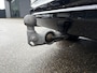 Volvo XC60 2.0 T8 Plug-in hybrid AWD Ultimate Dark Volvo XC60 VOLVO DEALER ONDERHOUDEN | PANODAK | ELEKTRISCHE TREKHAAK | CAMERA | STOEL- & STUURVERWARMING | HEAD-UP DISPLAY | MEMORY SEATS | HARMAN & KARDON | 20 INCH | RIJKLAAR + 12 MND BOVAG
