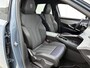Peugeot E-3008 GT 210pk 73 kWh Automaat | 3 Fase | Trekhaak | Elektrische Klep | Navigatie | Climate Control | Adaptieve Cruise Control | Camera | Matrix-LED | Stoel-/Stuurverwarming |