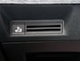 Peugeot E-3008 GT 210pk 73 kWh Automaat | 3 Fase | Trekhaak | Elektrische Klep | Navigatie | Climate Control | Adaptieve Cruise Control | Camera | Matrix-LED | Stoel-/Stuurverwarming |