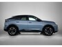 Peugeot E-3008 GT 210pk 73 kWh Automaat | 3 Fase | Trekhaak | Elektrische Klep | Navigatie | Climate Control | Adaptieve Cruise Control | Camera | Matrix-LED | Stoel-/Stuurverwarming |