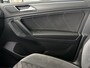 Volkswagen Tiguan 1.4 TSI eHybrid R-Line Business+ | wegklapbare trekhaak | 19 inch velgen | applecarplay/android auto | automaat