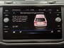 Volkswagen Tiguan 1.4 TSI eHybrid R-Line Business+ | wegklapbare trekhaak | 19 inch velgen | applecarplay/android auto | automaat
